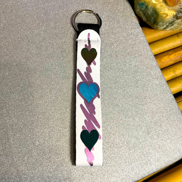 BUNDLE ONLY Wristlet Keychain🩷 - Picture 1 of 1